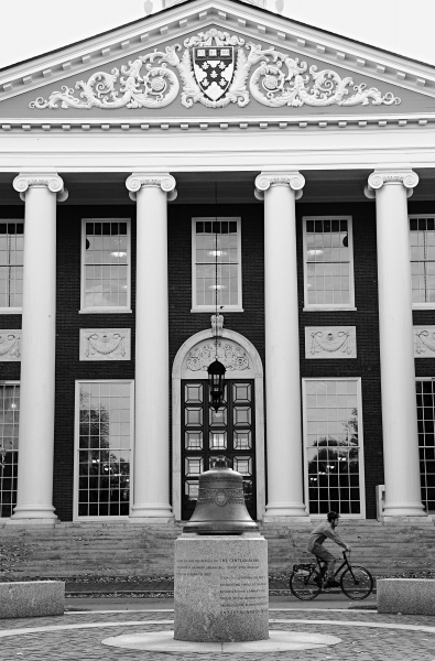 還在糾結(jié)選哪個(gè)學(xué)校？ 美國(guó)最有價(jià)值大學(xué)出爐