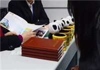 賣房留學月薪五千，出國到底值不值？